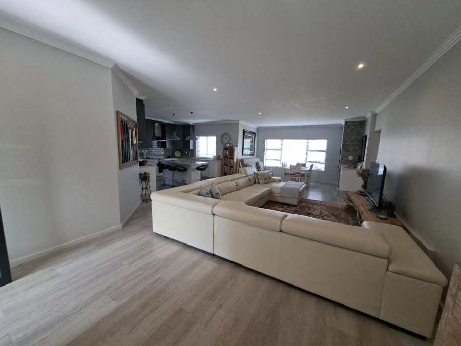 3 Bedroom Property for Sale in Diaz Beach Western Cape